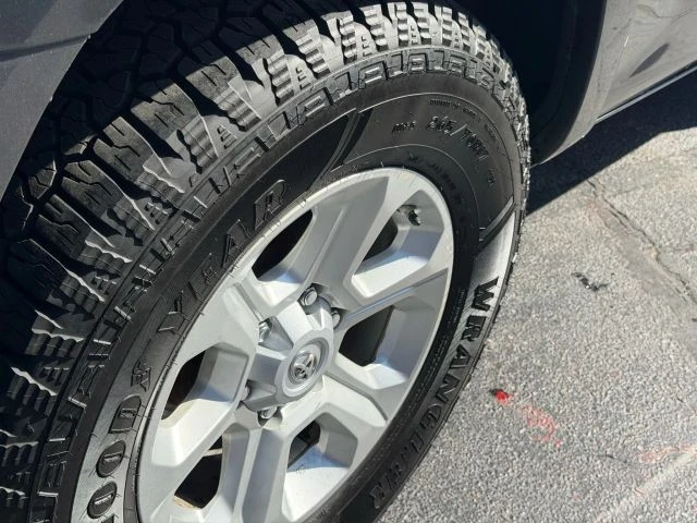 2014 Toyota 4Runner 5th Gen - Image 17 of 21