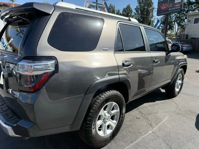 2014 Toyota 4Runner 5th Gen - Image 11 of 21