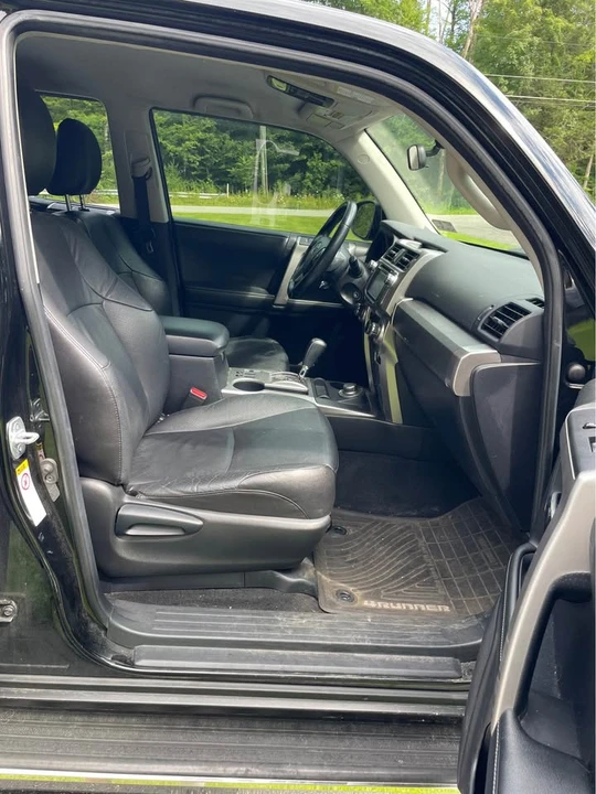 2014 Toyota 4Runner 5th Gen - Image 3 of 5
