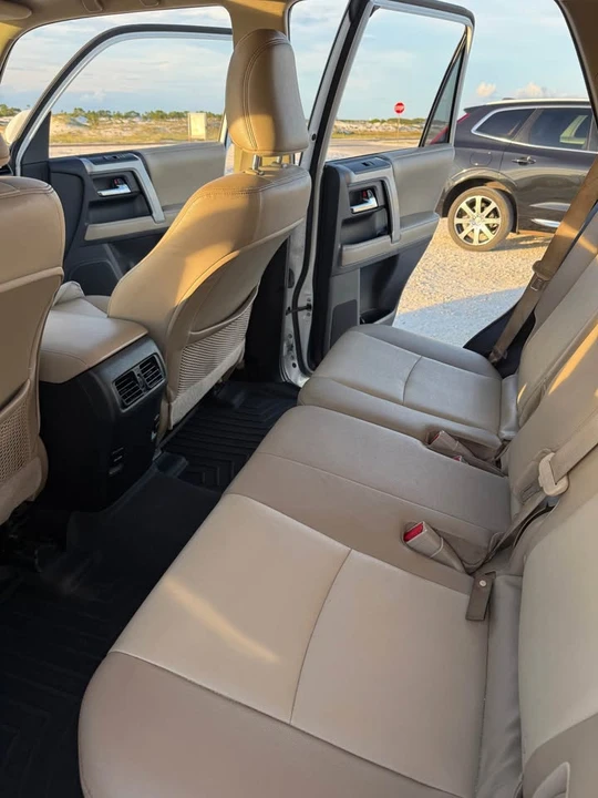 2014 Toyota 4Runner 5th Gen - Image 5 of 12