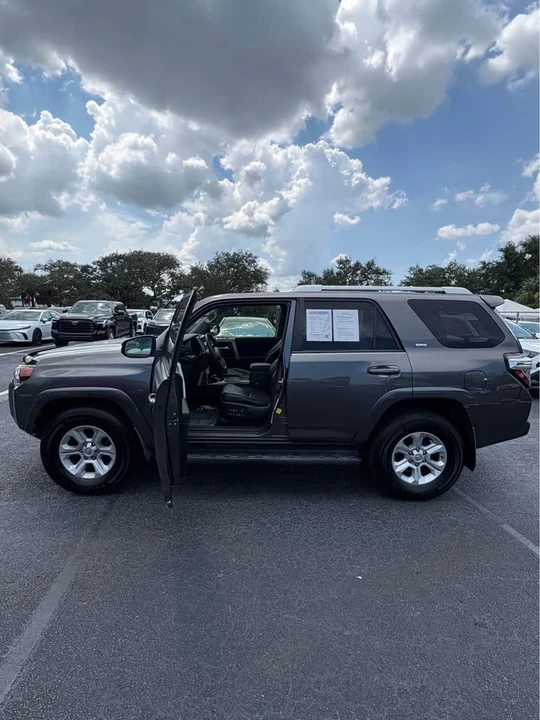 2014 Toyota 4Runner 5th Gen - Image 4 of 9