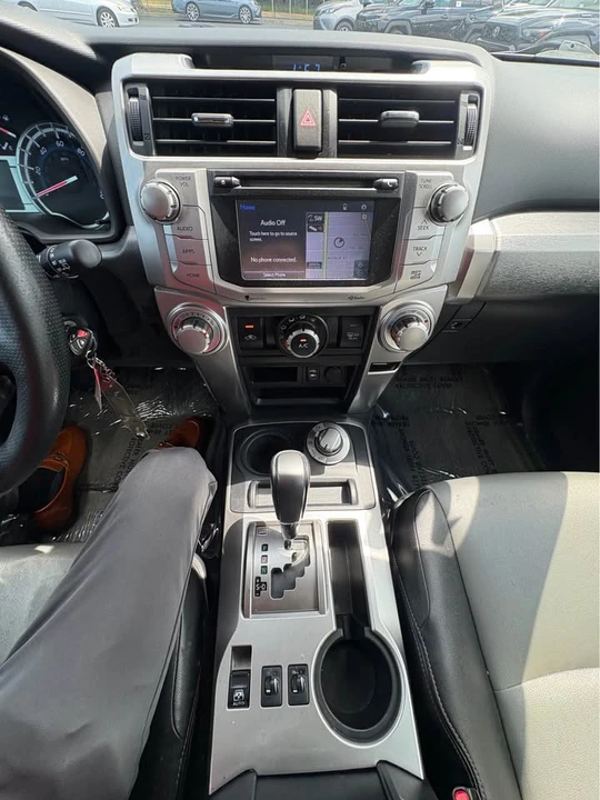 2014 Toyota 4Runner 5th Gen - Image 8 of 9