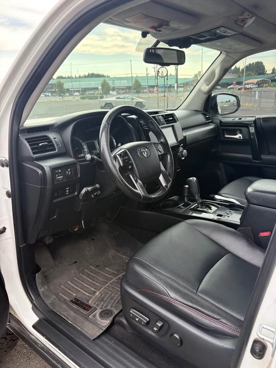 2014 Toyota 4Runner 5th Gen - Image 13 of 19
