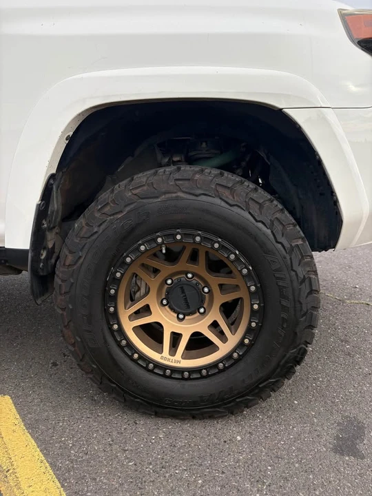 2014 Toyota 4Runner 5th Gen - Image 5 of 19