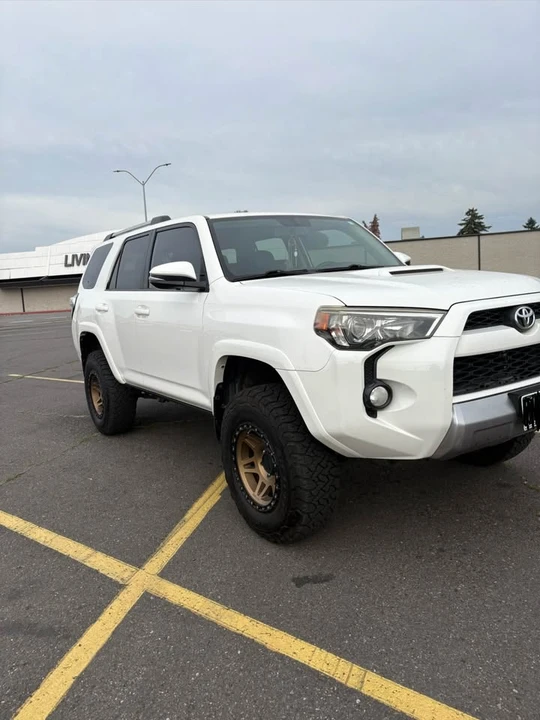 2014 Toyota 4Runner 5th Gen - Image 2 of 19