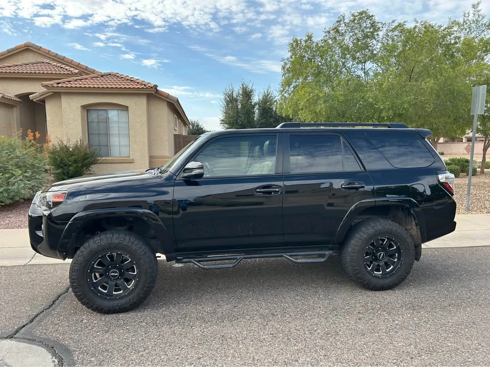 2014 Toyota 4Runner 5th Gen - Image 3 of 15