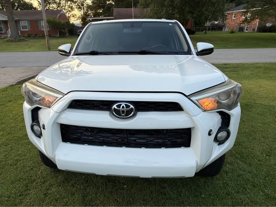 2014 Toyota 4Runner 5th Gen - Image 3 of 11