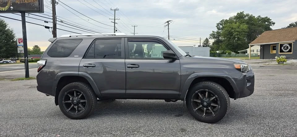 2014 Toyota 4Runner 5th Gen - Image 3 of 17
