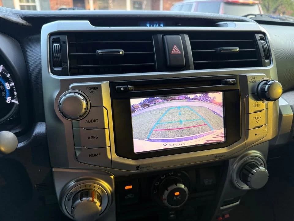2014 Toyota 4Runner 5th Gen - Image 9 of 11