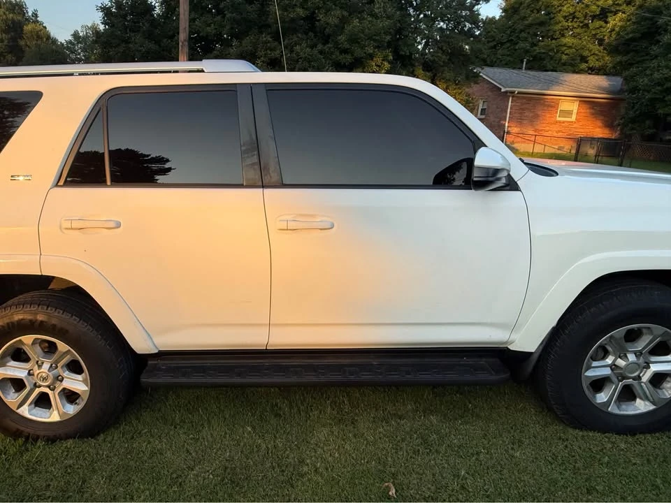 2014 Toyota 4Runner 5th Gen - Image 4 of 11