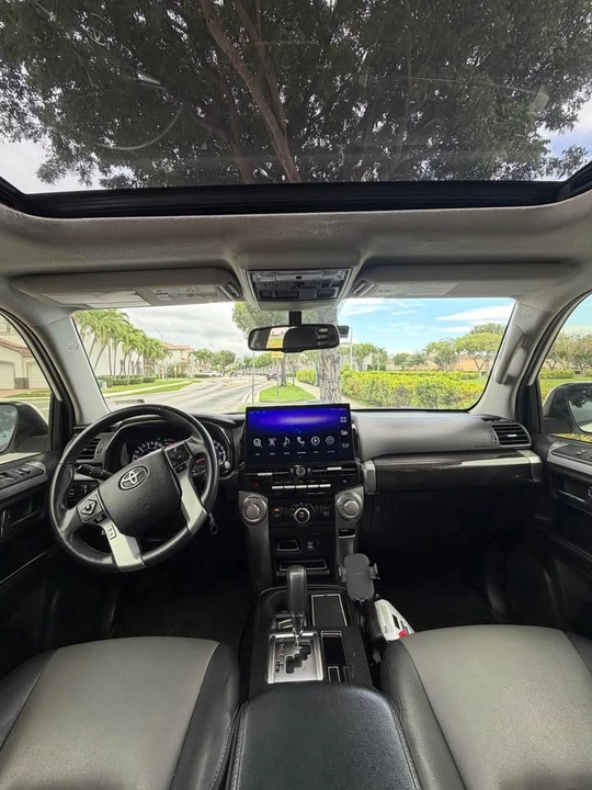 2014 Toyota 4Runner 5th Gen - Image 8 of 14