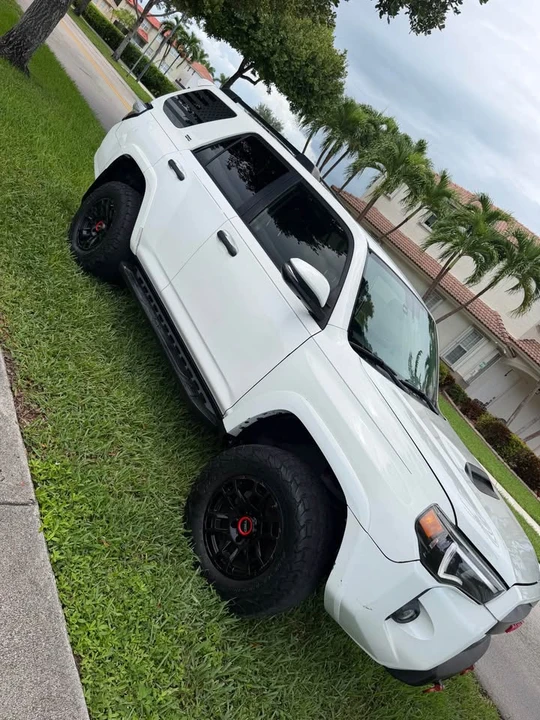 2014 Toyota 4Runner 5th Gen - Image 4 of 14