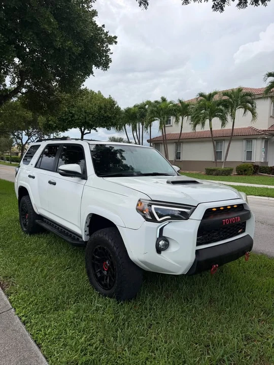 2014 Toyota 4Runner 5th Gen - Image 3 of 14