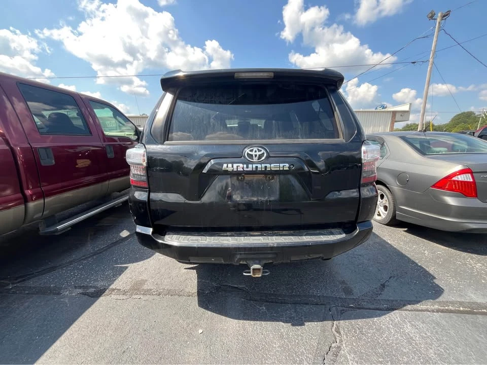 2014 Toyota 4Runner 5th Gen - Image 7 of 9