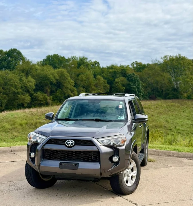 2014 Toyota 4Runner 5th Gen - Image 2 of 9
