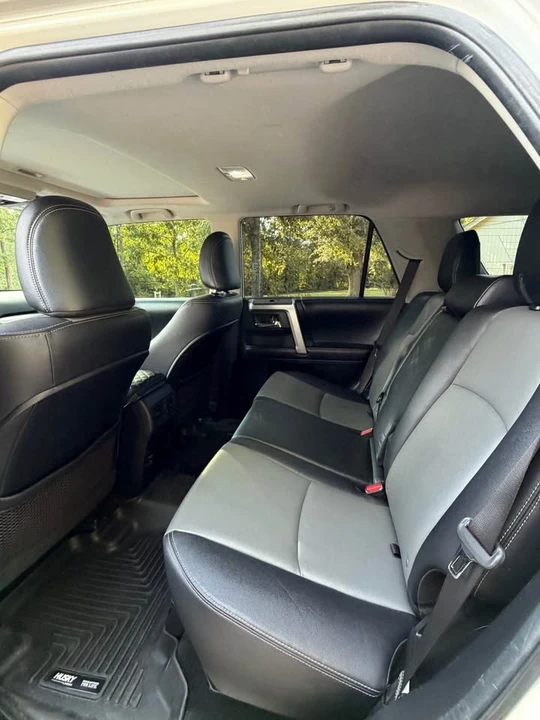 2014 Toyota 4Runner 5th Gen - Image 8 of 10