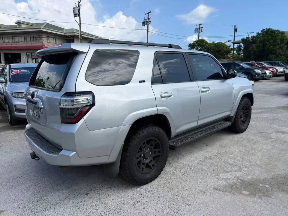 2014 Toyota 4Runner 5th Gen - Image 4 of 13