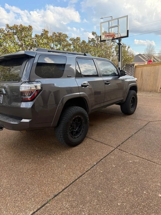 2014 Toyota 4Runner 5th Gen - Image 3 of 17