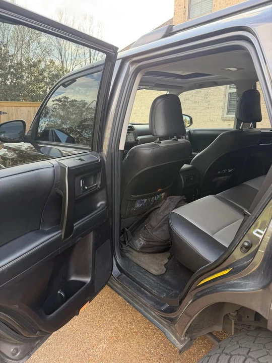 2014 Toyota 4Runner 5th Gen - Image 11 of 17