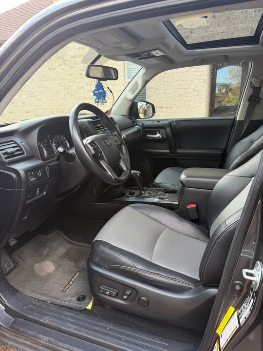 2014 Toyota 4Runner 5th Gen - Image 6 of 17