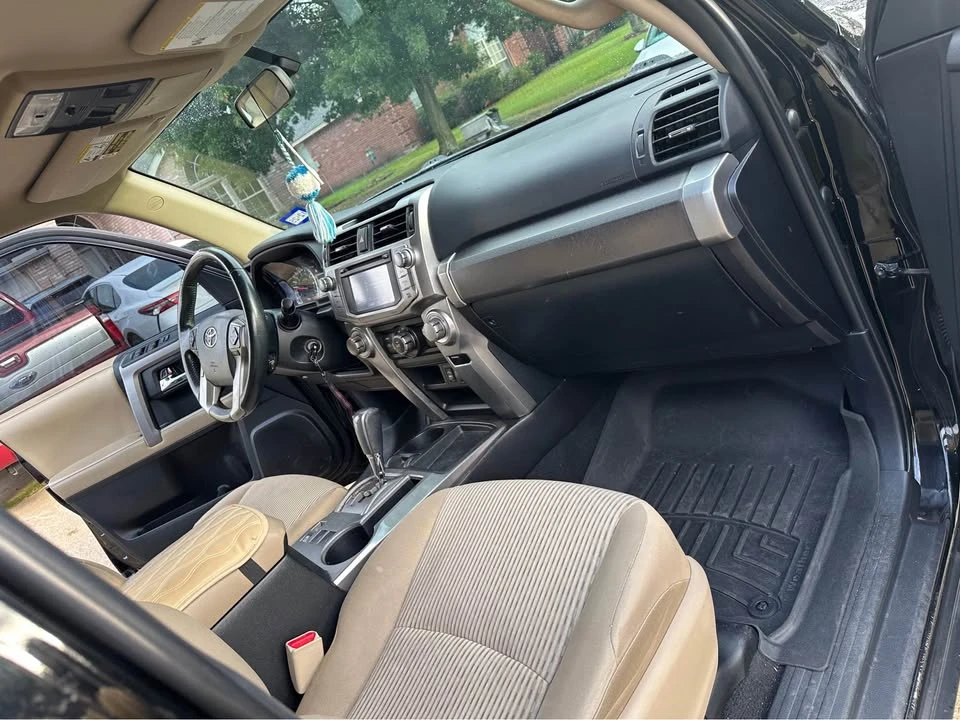 2014 Toyota 4Runner 5th Gen - Image 5 of 7