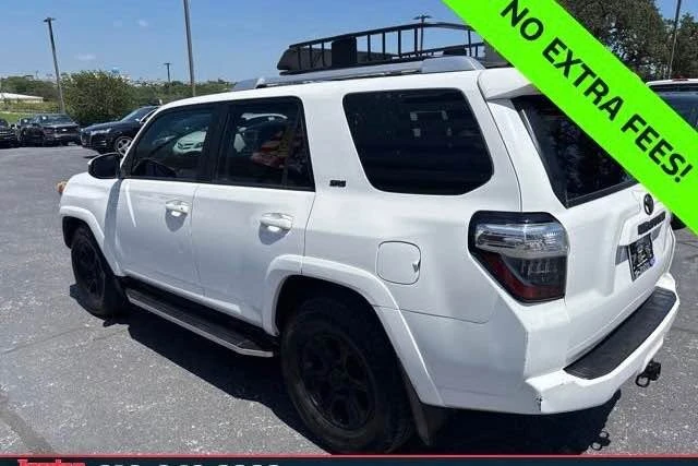 2014 Toyota 4Runner 5th Gen - Image 5 of 10