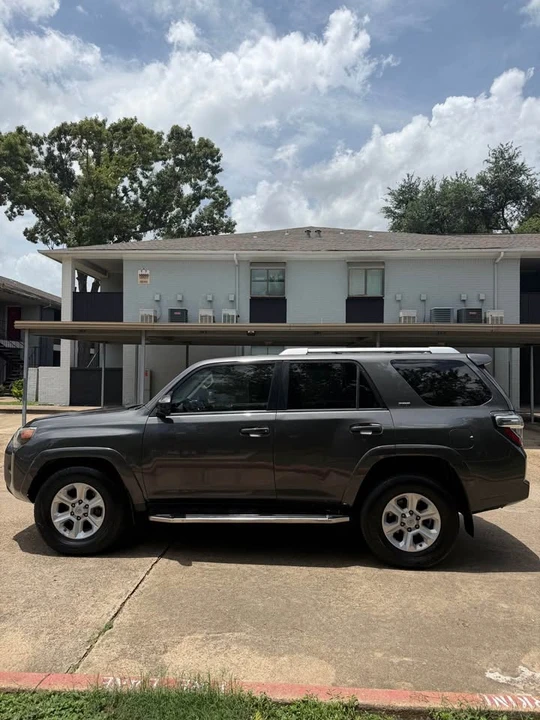 2014 Toyota 4Runner 5th Gen - Image 10 of 19