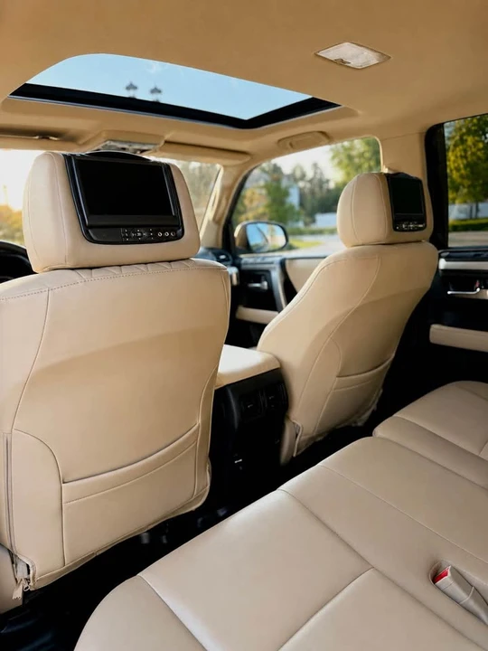 2014 Toyota 4Runner 5th Gen - Image 12 of 15
