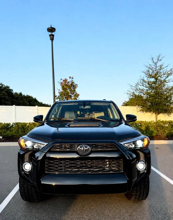 2014 Toyota 4Runner 5th Gen - Image 3 of 15