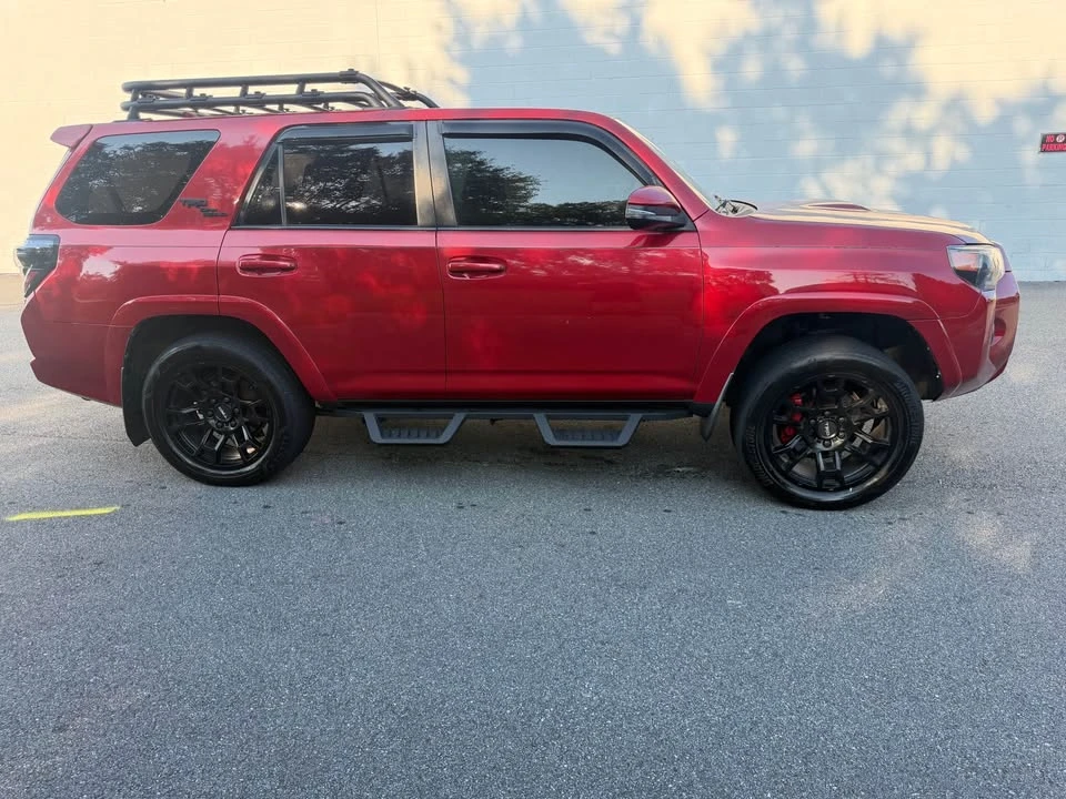 2014 Toyota 4Runner 5th Gen - Image 5 of 12