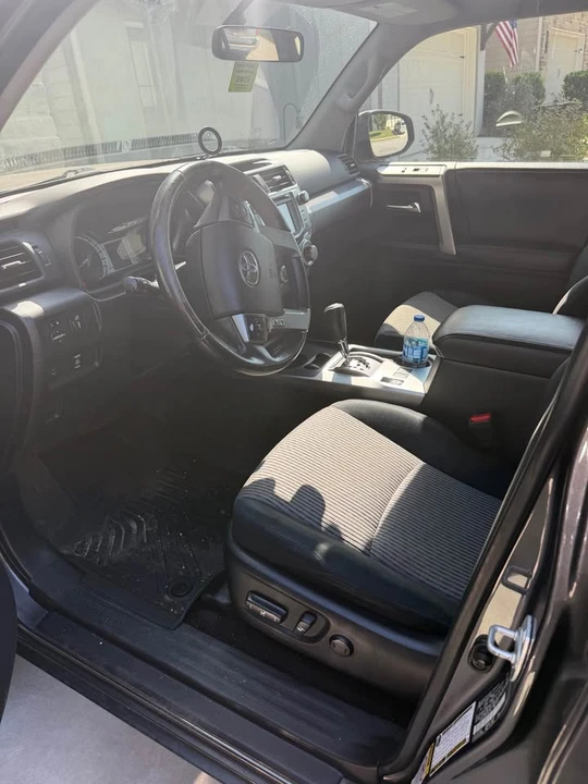 2014 Toyota 4Runner 5th Gen - Image 9 of 9