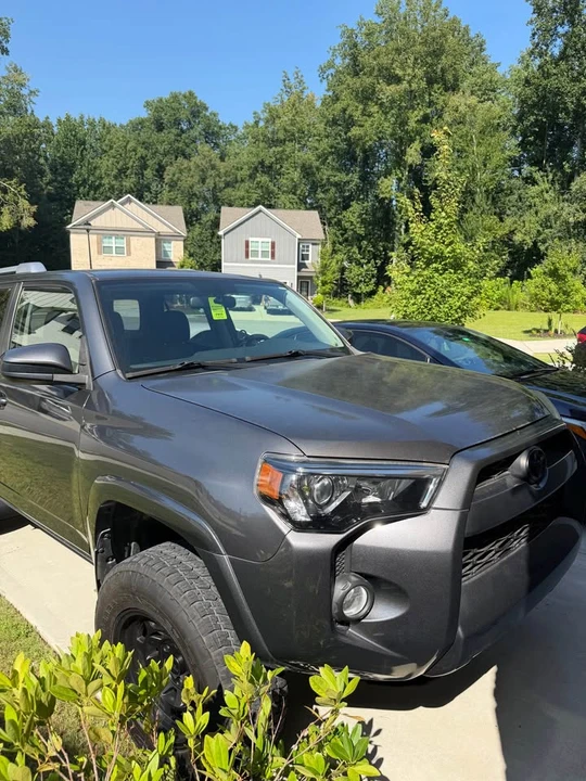 2014 Toyota 4Runner 5th Gen - Image 4 of 9