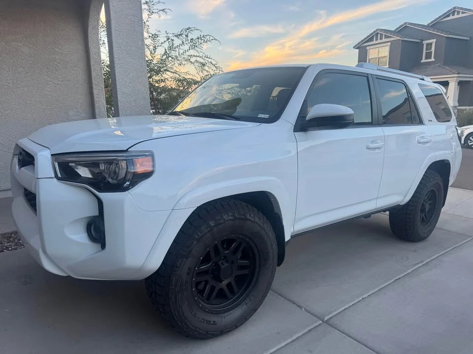 2014 Toyota 4Runner 5th Gen - Image 2 of 3