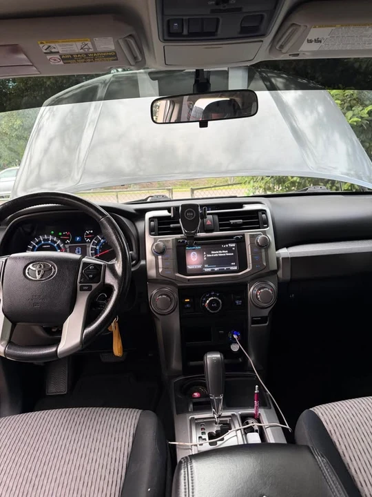 2014 Toyota 4Runner 5th Gen - Image 6 of 7