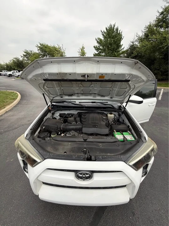 2014 Toyota 4Runner 5th Gen - Image 12 of 15