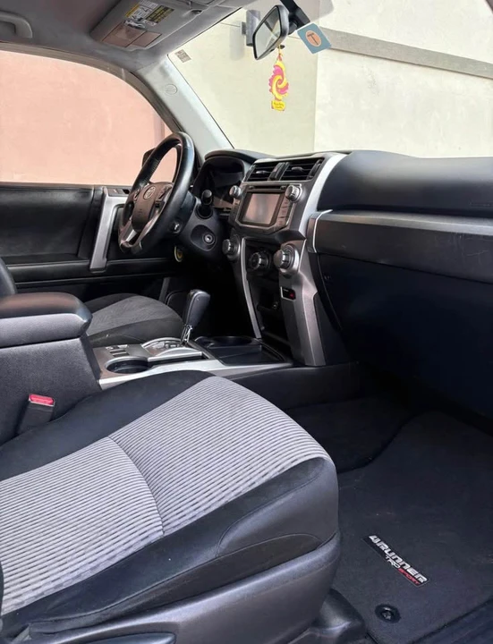 2014 Toyota 4Runner 5th Gen - Image 9 of 14