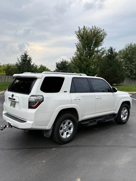 2014 Toyota 4Runner 5th Gen - Image 5 of 15