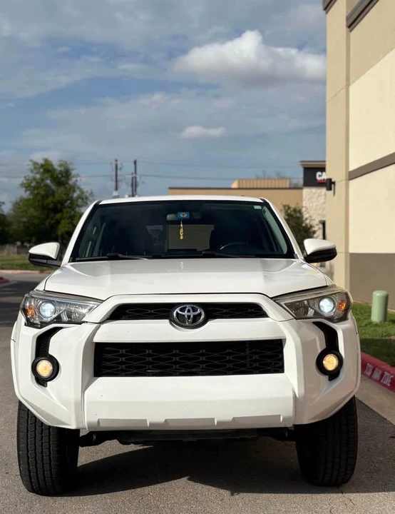 2014 Toyota 4Runner 5th Gen - Image 11 of 14
