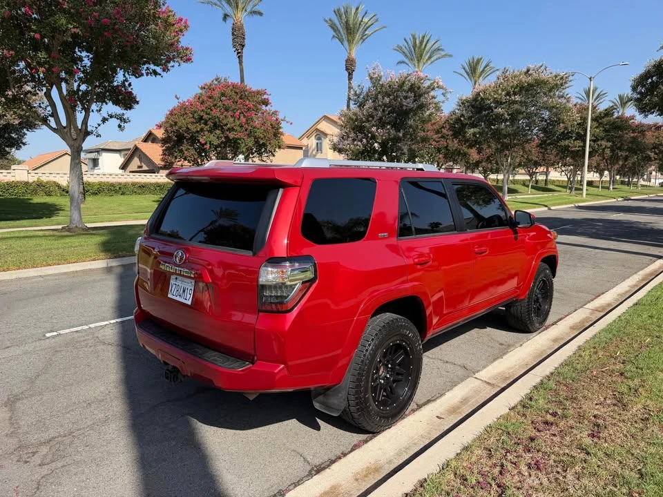 2014 Toyota 4Runner 5th Gen - Image 4 of 10