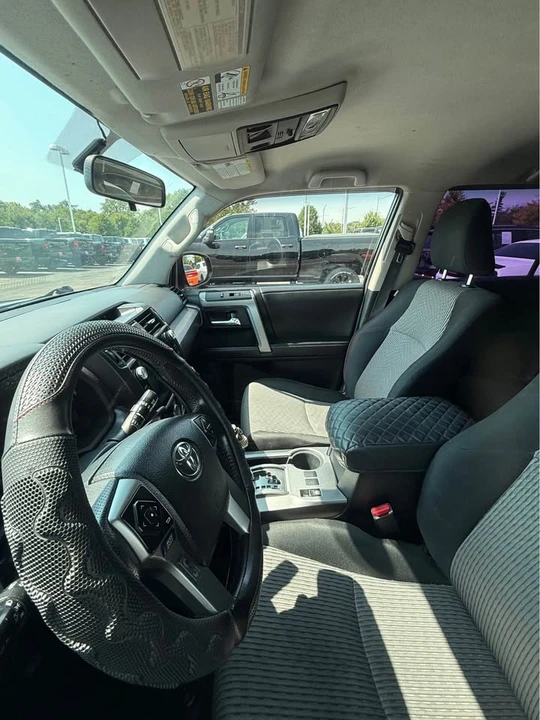 2014 Toyota 4Runner 5th Gen - Image 2 of 4