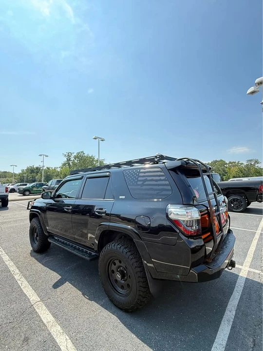 2014 Toyota 4Runner 5th Gen - Image 3 of 4