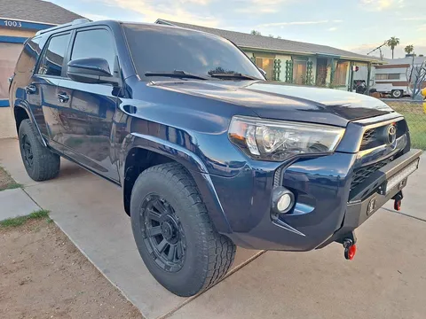 2014 Toyota 4Runner SR5 Sport Utility 2D