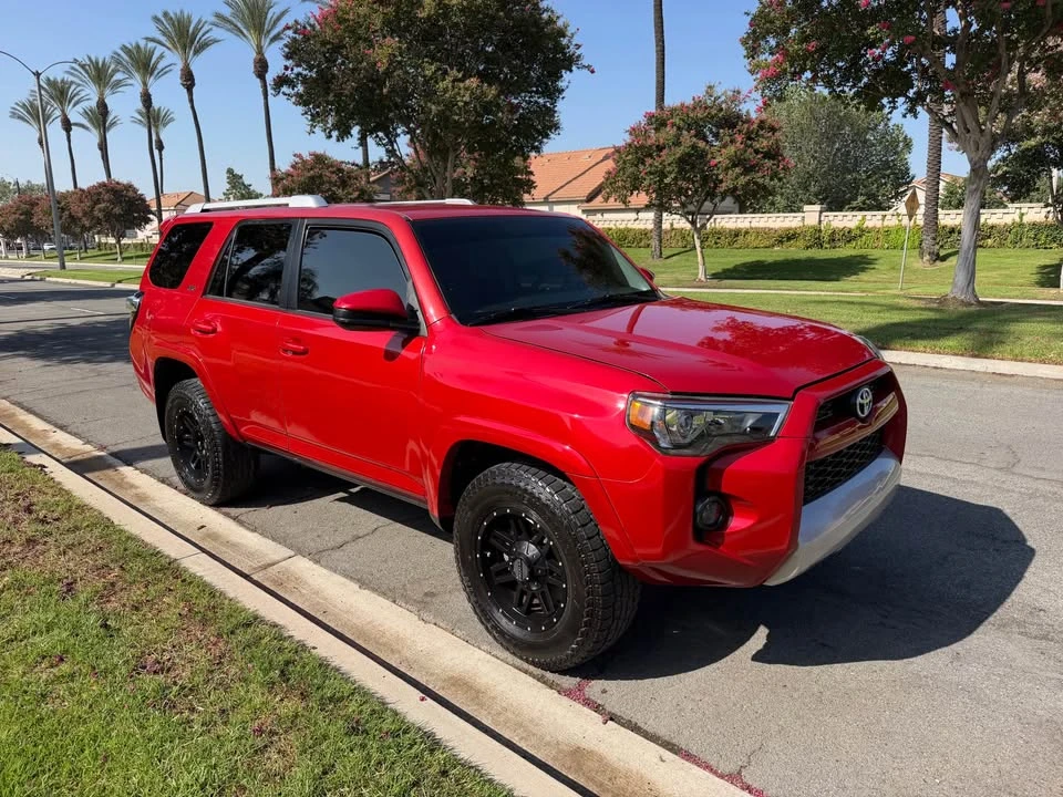 2014 Toyota 4Runner 5th Gen - Image 6 of 11