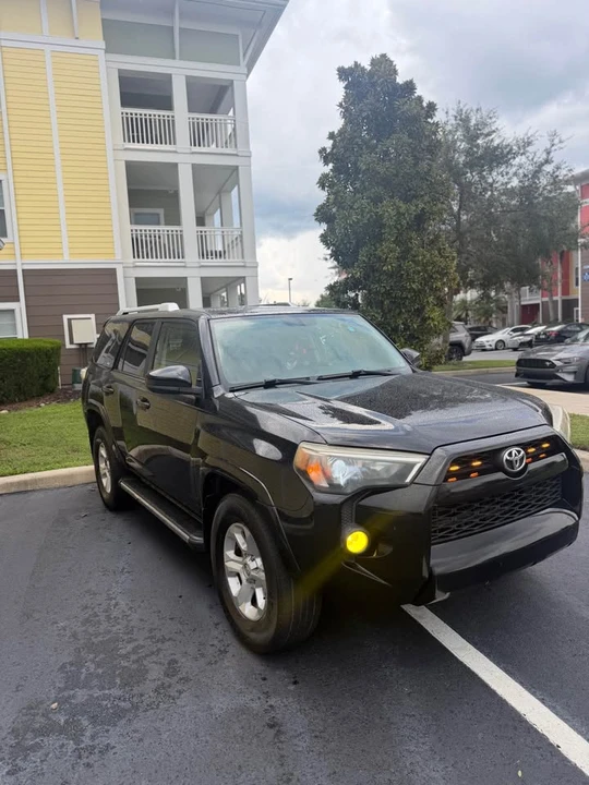 2014 Toyota 4Runner 5th Gen - Image 3 of 15