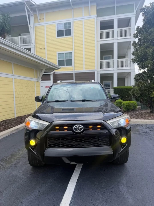 2014 Toyota 4Runner 5th Gen - Image 2 of 15