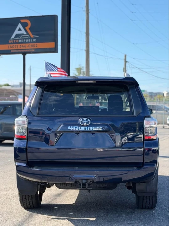 2014 Toyota 4Runner 5th Gen - Image 8 of 9