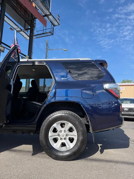 2014 Toyota 4Runner 5th Gen - Image 4 of 9