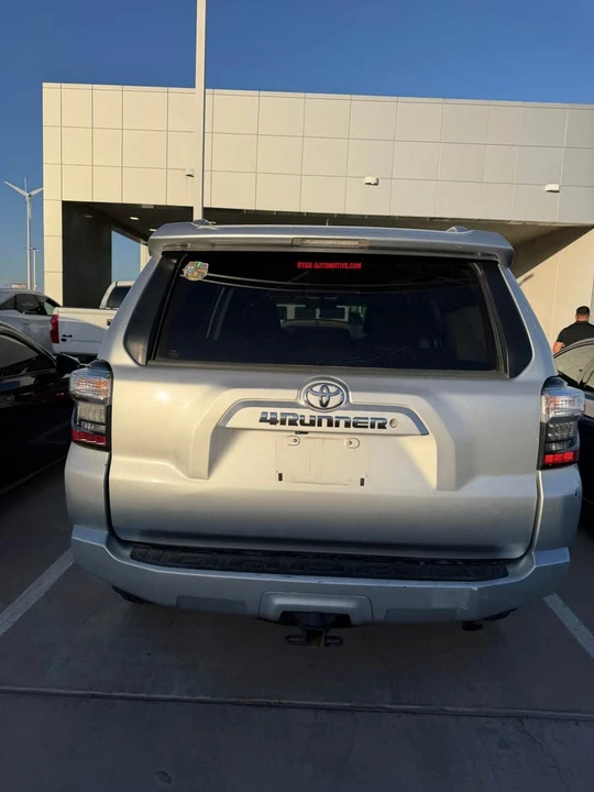 2014 Toyota 4Runner 5th Gen - Image 7 of 8