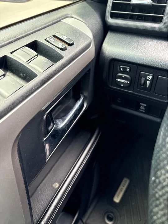 2014 Toyota 4Runner 5th Gen - Image 15 of 19