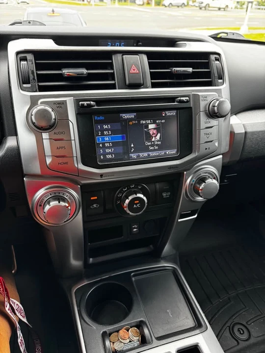 2014 Toyota 4Runner 5th Gen - Image 7 of 8
